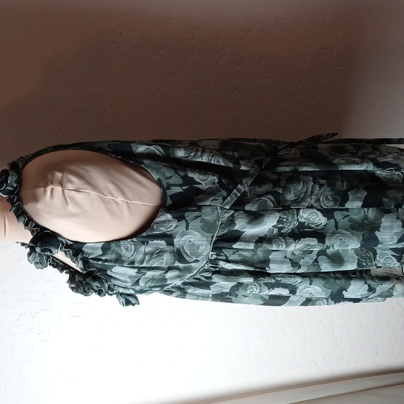 Eci Blouse - Picture 3 of 7